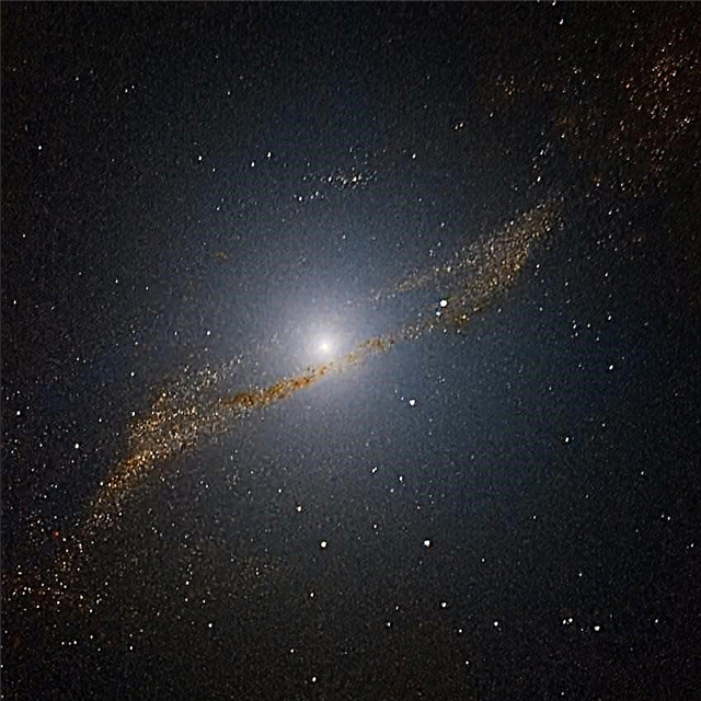Anneau d'étoiles dans Centaurus A découvert