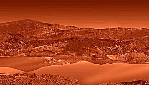 وأكد بحيرة السائل على تيتان