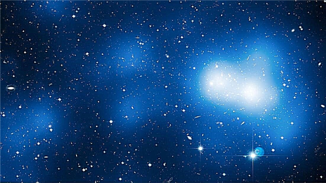 Hubble Kajian Filamen Dark Matter dalam 3-D
