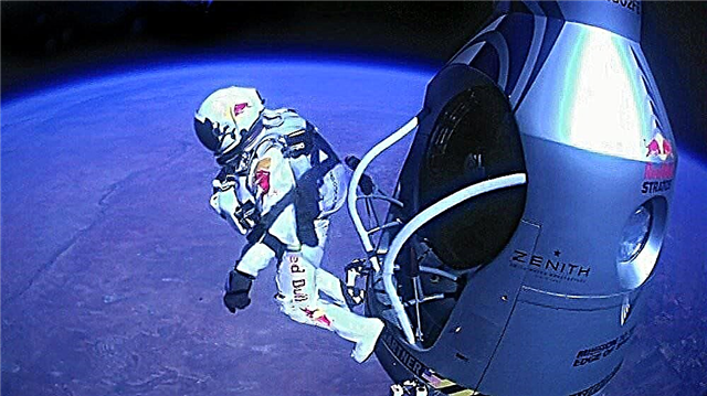 Baumgartner의 기록을 뛰어 넘는 점프 : 이미지 및 비디오