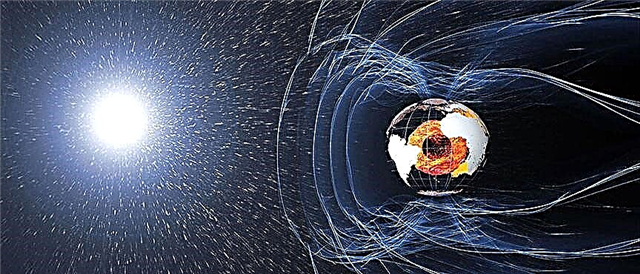 Le champ magnétique terrestre est-il prêt à basculer?