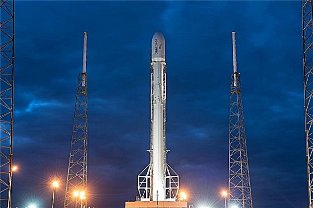 SpaceX Falcon 9 Rocket and Landing Zone 1 Klar for historisk 21. desember Blastoff - Live Webcast