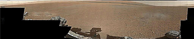 El primer panorama de color de 360 ​​grados de Curiosity