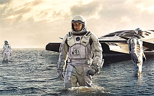 Pregled: V "Interstellarju" Christopher Nolan pokaže, da ima prave stvari - vesoljski časopis