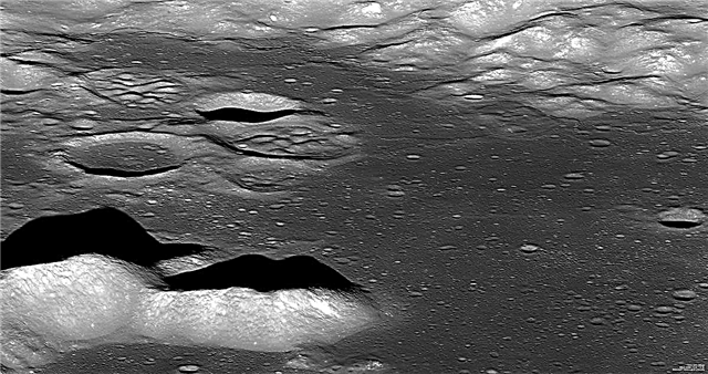 Le regard latéral pour le LRO offre une vue spectaculaire sur le cratère Aitken