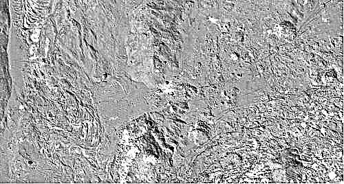 LRO découvre quelques surprises sur la Lune