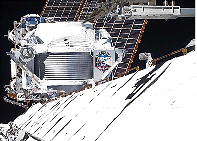 Az Űrállomás-detektor extra ásványi anyagot talál az űrben, talán sötét anyagban