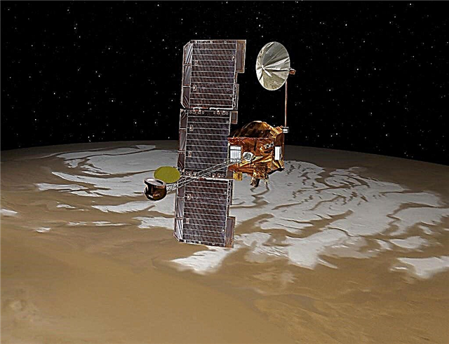 Martian romfartøy bytter et trekk for å skimte mulige vannstrømmer