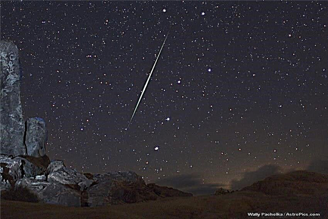 Atração: Geminid Meteor Shower 2011