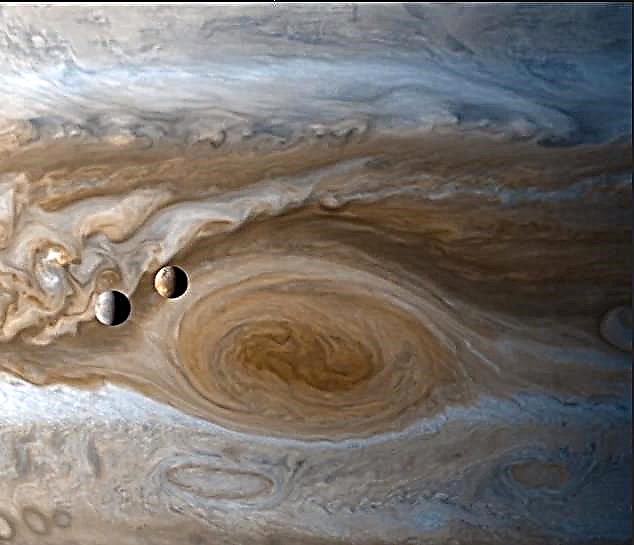 Sendo Cassini. Experimente como foi voar por Júpiter, Saturno e suas luas
