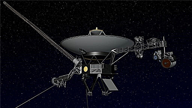 Spoštovano vesoljsko plovilo Voyager 2 dobi od zemlje 14 milijonov kilometrov