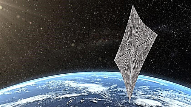 Light Sail 2 Planetary Society akan Diluncurkan pada Roket Berat Falcon Bulan Depan