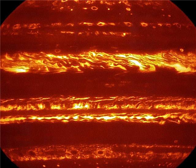 Labai dideli Jupiterio teleskopo vaizdai paruoškite mus atvykti į Juno