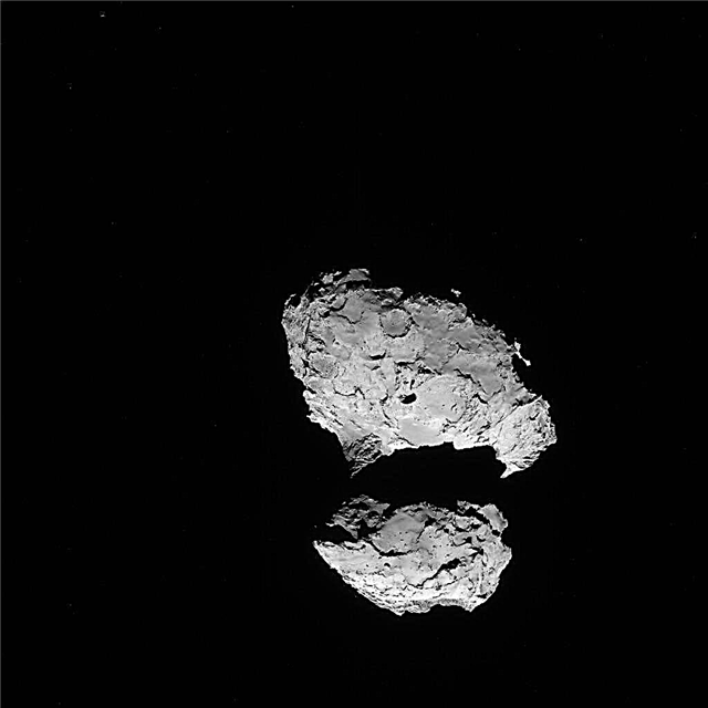 Koma putekļu savākšanas zinātne Rosetta sākas Comet 67P / Churyumov-Gerasimenko