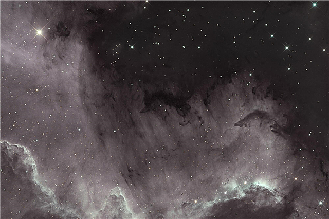 The Wall - Región NGC 7000 por Kent Wood