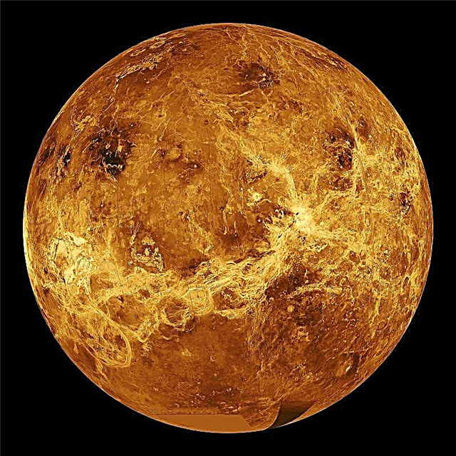 'Kim loại nặng' Frost Lurk Beneath Venus 'Hothouse Clouds?