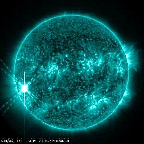 Disco Sun: Flara klasy X tworzy efekt światła stroboskopowego