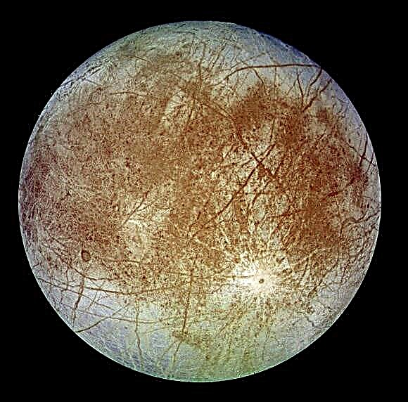 NASA'nın Europa'nın "Remastered" Görünümü En İyisi - Space Magazine