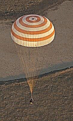 Atterrissage de l'engin spatial Soyouz: «Le retour ultime des montagnes russes sur terre»