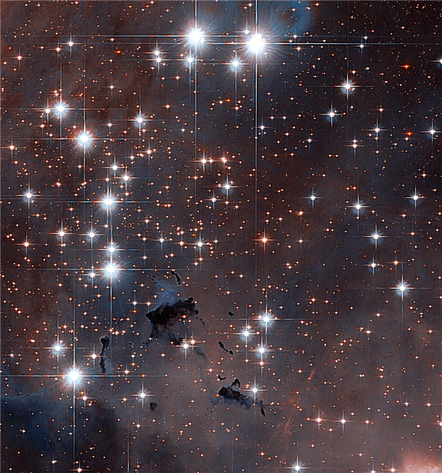 Hubble kijkt spectaculair in de adelaarsnevel