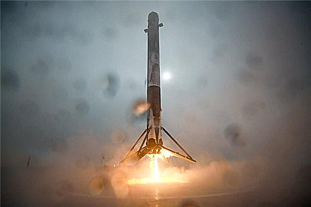 Beobachten Sie, wie die SpaceX Falcon 9-Rakete die Drohnenschiff-Landung fast festhält und dann kippt und explodiert. Video - Space Magazine