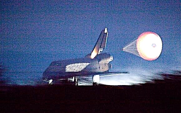 Endeavour kommer hjem til Kennedy Space Center