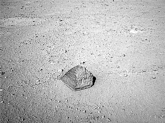 לסלע מאדים מוזר יש סיפור גב מעניין