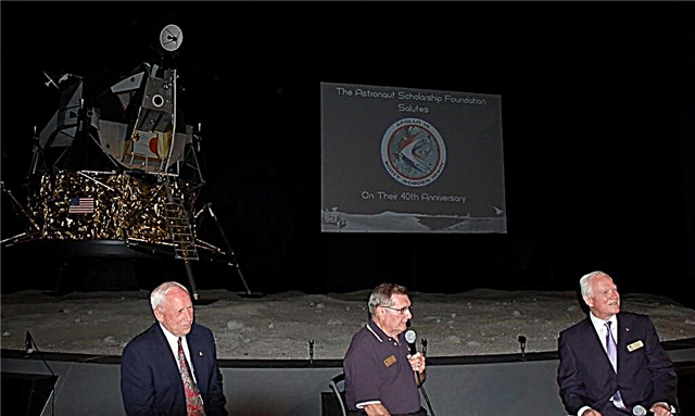Kennedy Space Center besøgende kompleks markerer 40-års jubilæum for Apollo 15