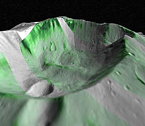 Olivine Hijau Yang Indah Di Vesta Melukis Sejarah Formasi Yang Berbeda