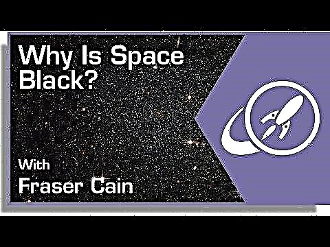 Tại sao không gian lại có màu đen?