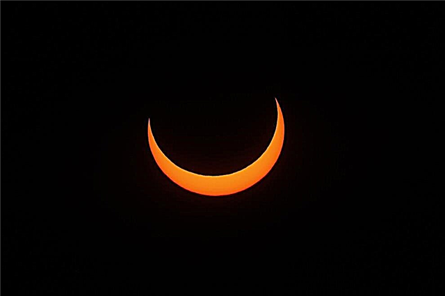 Spektakulære fotos fra den 4. januar delvis solformørkelse