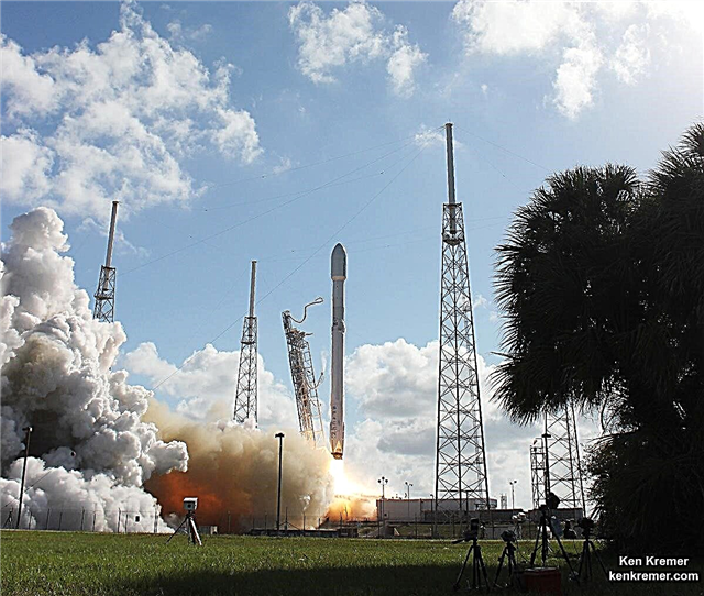 „SpaceX Falcon 9“ griaudėja į kosmosą kartu su Tailando „Comsat“ - Dvigubo rezultato laimėjimas su trečiuoju tiesiu stiprintuvo nusileidimu