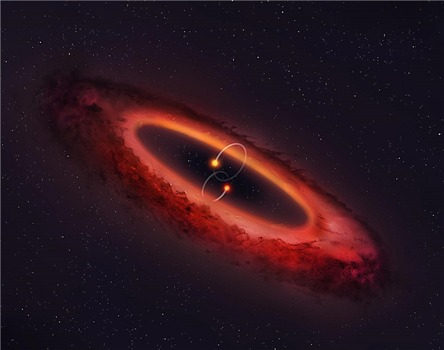 Bizarre Double Star System a renversé son disque planétaire sur le côté