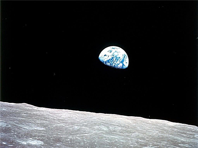 Oglejte si "Earthrise" Apolla 8 v celoti na novo - vesoljska revija