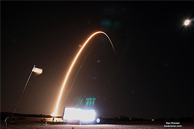 Flawless SpaceX Falcon 9 นำเร้าใจการส่งเที่ยวบินกลางคืนของ EchoStar TV วันเสาร์ถึงวงโคจร
