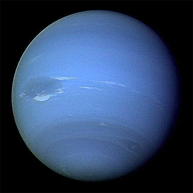 De baan van Neptunus. Hoe lang duurt een jaar op Neptunus?