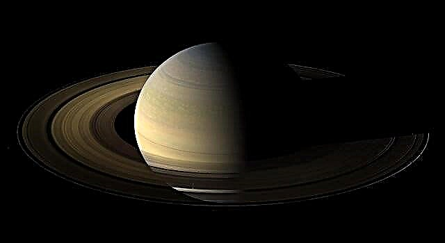 Novos Stunners Equinox da Cassini