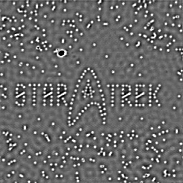 Tiny Bubbles: Star Trek Mendapat Tampilan Atom