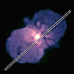 Dīvainais miglājs ap Eta Carinae