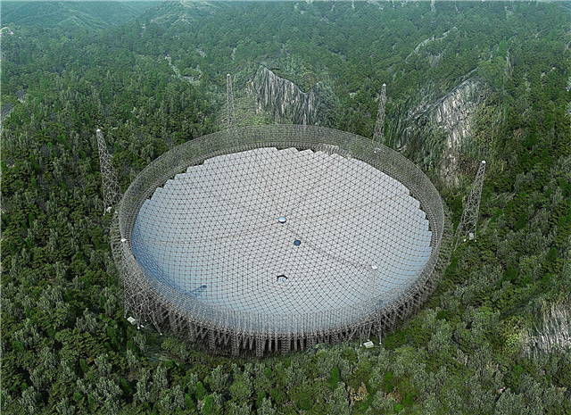 De FAST-radiotelescoop van 500 meter in China is nu operationeel