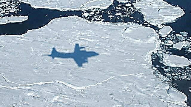 Operațiunea NASA IceBridge în căutarea schimbărilor de gheață în Arctic