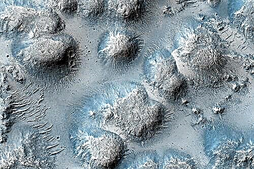 Os montes misteriosos de Marte