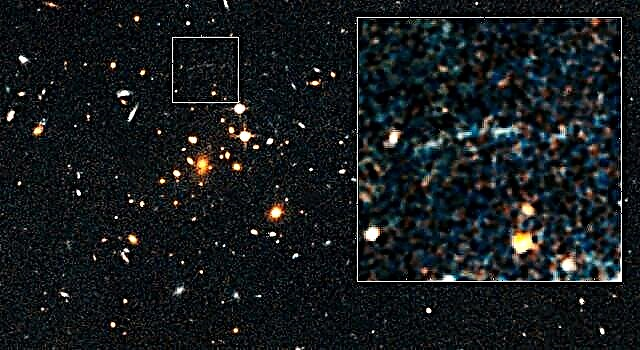 Misterioso arco de luz manchado com telescópio Spitzer