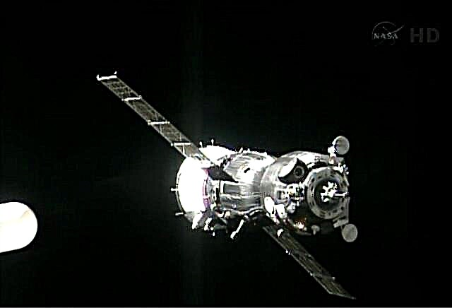 Soyuz Crew setter rekord for raskeste tur til romstasjonen