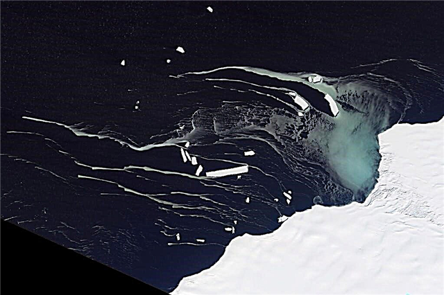 Antártica dá satélite da NASA O brilho de Ol 'Frazil