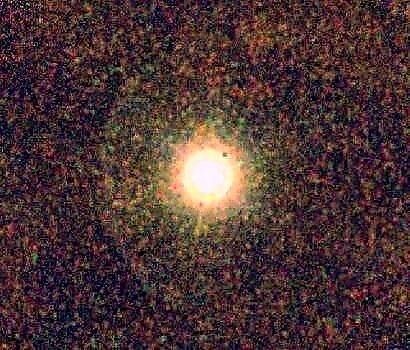 Herschel encontra água em torno de uma estrela de carbono