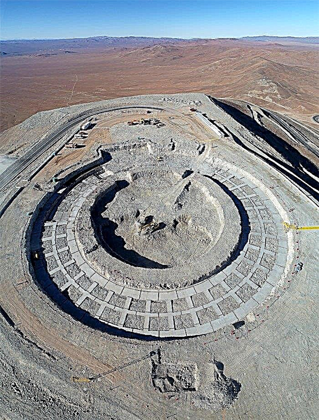 Un trou extrêmement grand a été creusé pour le télescope extrêmement grand