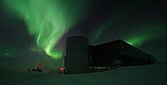 Aurora Australis ở Nam Cực
