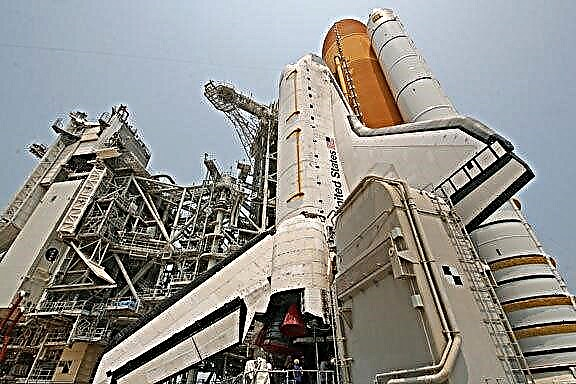 Love of Science Drive Commander Shuttle Terakhir - Chris Ferguson Membawa Museum Sains ke Orbit