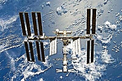 Estação Espacial Evita Detritos Espaciais